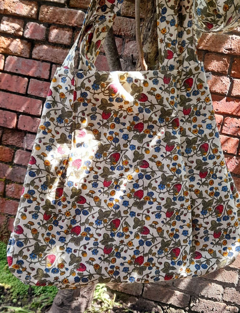 Strawberry Meadow Wildflower Vintage Fabric Tote
