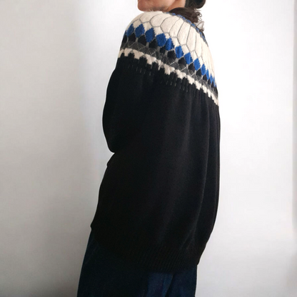 Vintage 90s Black Grey White Blue Embroidered Collar Jumper