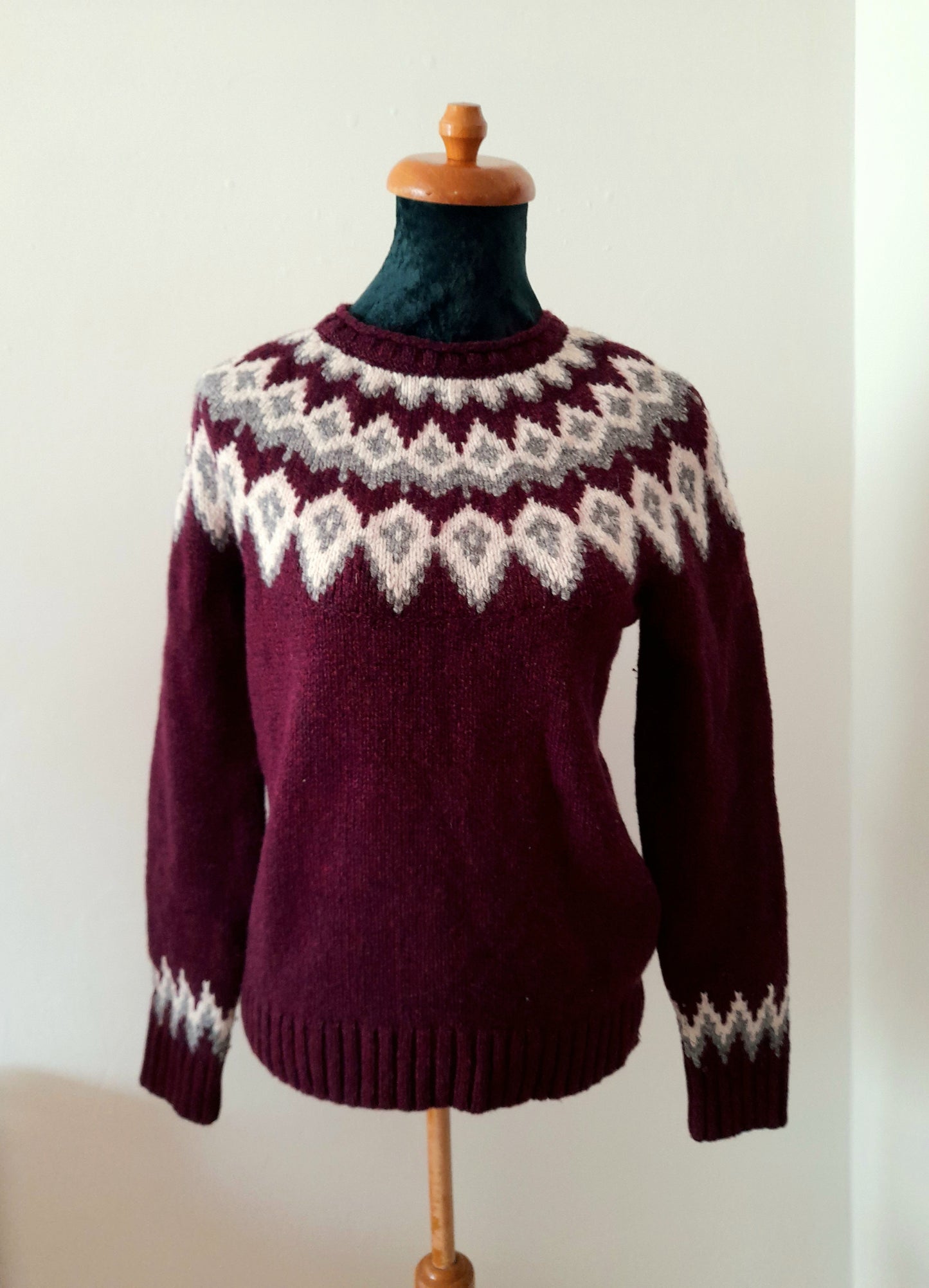 Vintage LL BEAN Maroon White Grey Fairisle Knit Wool Jumper