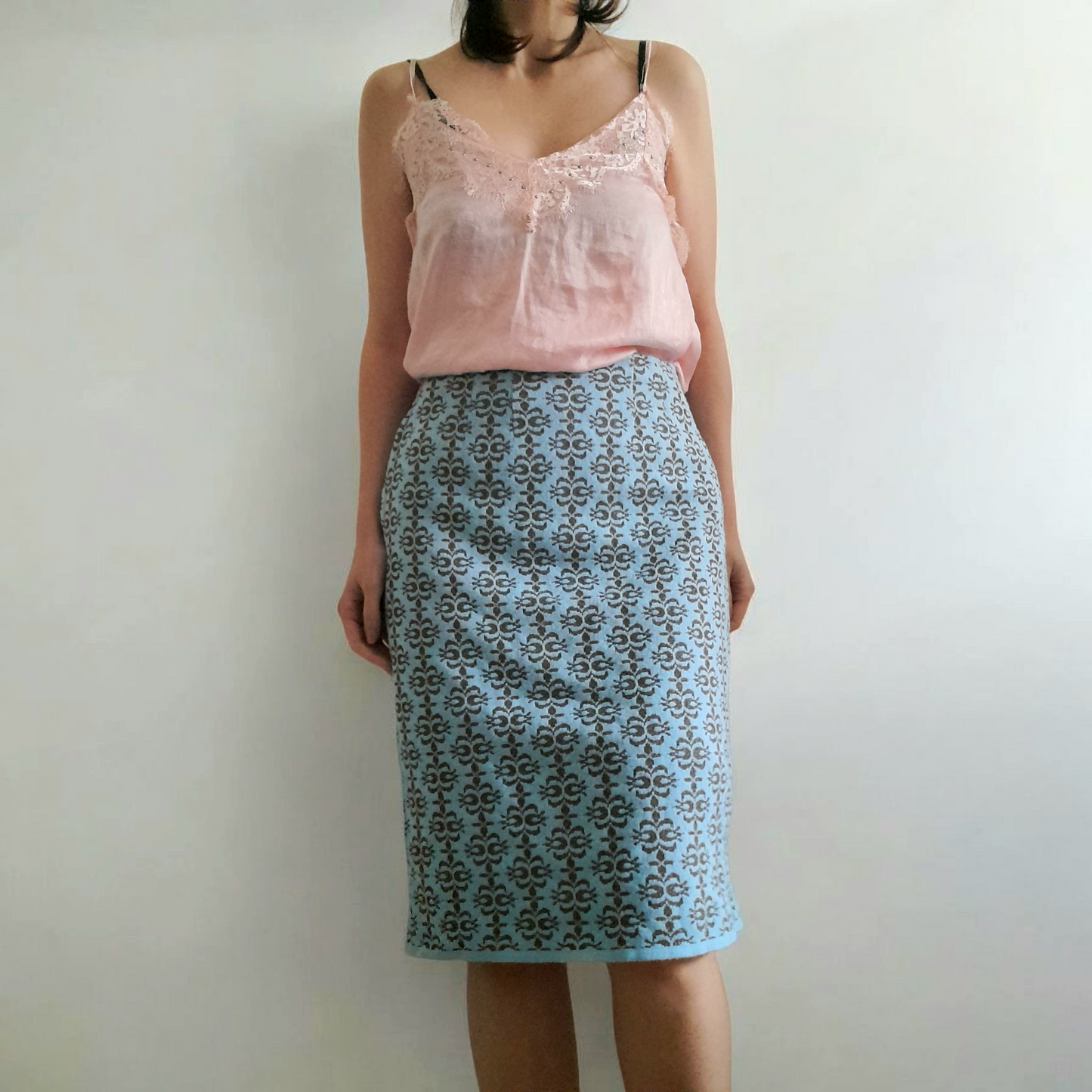 Vintage 1960s Light Blue Brown Floral Knitted Skirt