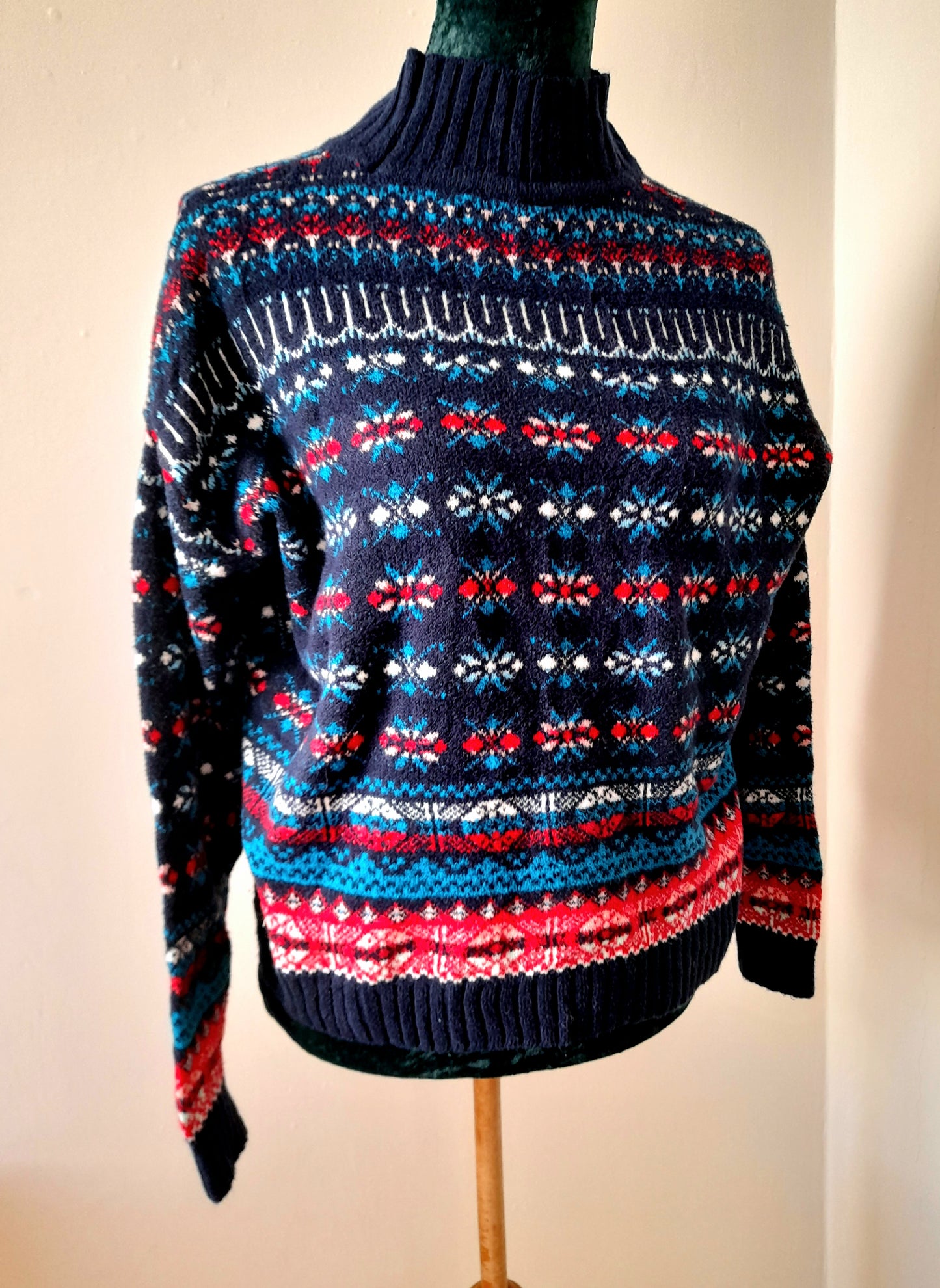 Vintage Y2K LOFT Navy Red Aqua Pink Geometric Icelandic Knit Jumper