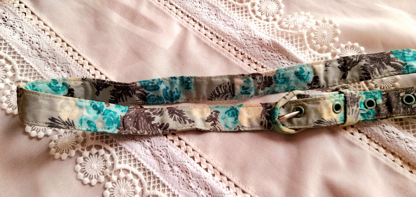 Vintage 1950s Turquoise Mint Floral Fabric Belt