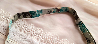 Vintage 1950s Turquoise Mint Floral Fabric Belt