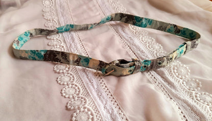 Vintage 1950s Turquoise Mint Floral Fabric Belt