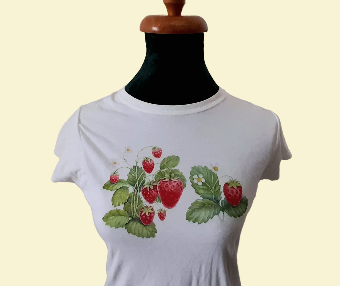 White Flowering Strawberry Plant Organic Cotton T-shirt