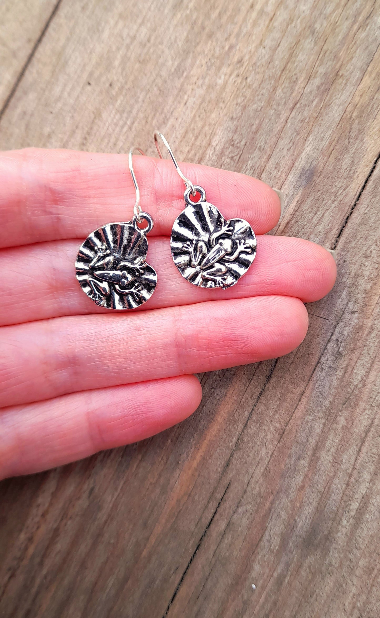 Silver Lily Pad Frog Vintage Charm Drop Earrings