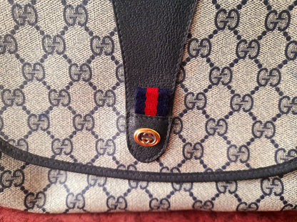 Vintage 90s Gucci Sherry Canvas Clutch Grab Bag