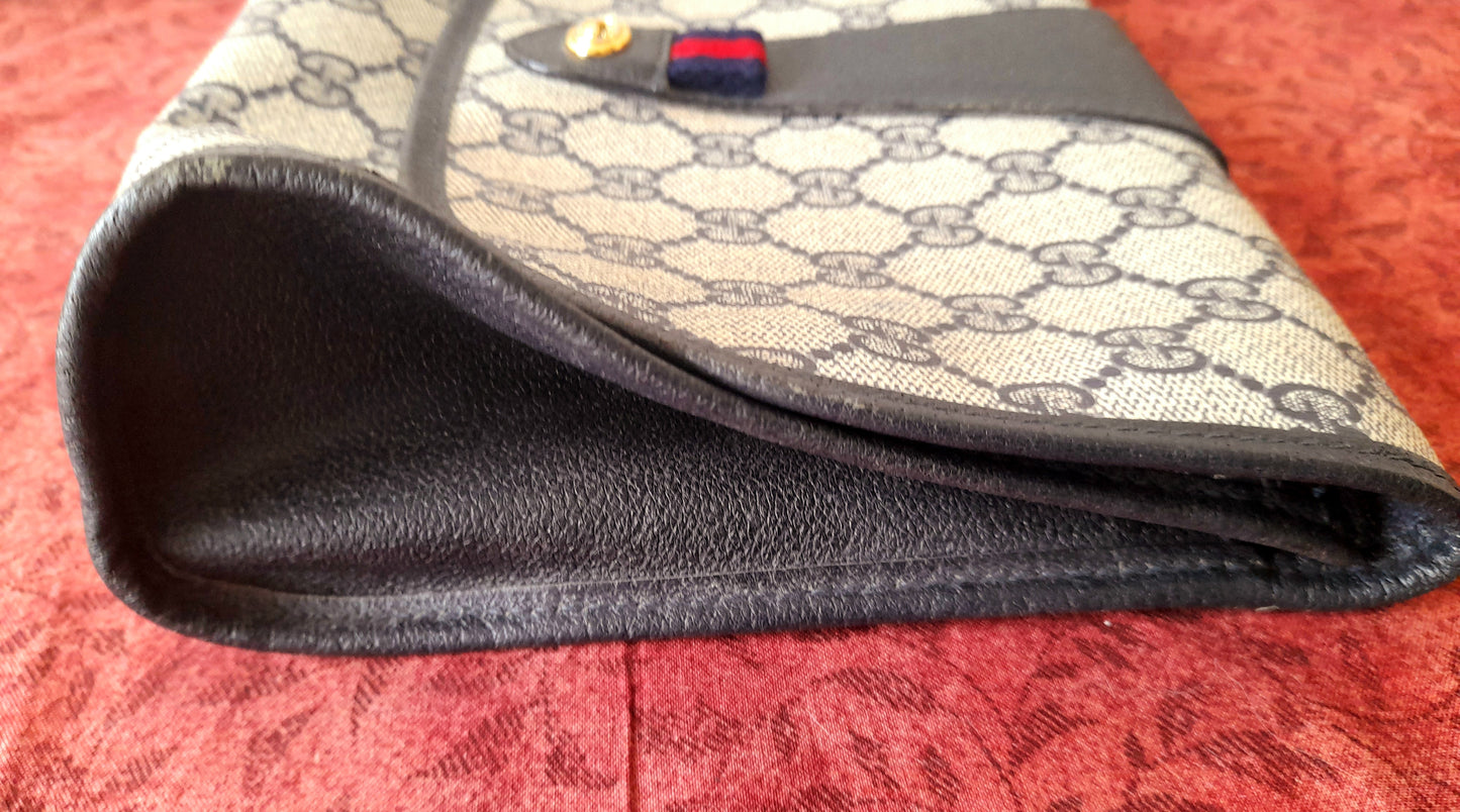 Vintage 90s Gucci Sherry Canvas Clutch Grab Bag