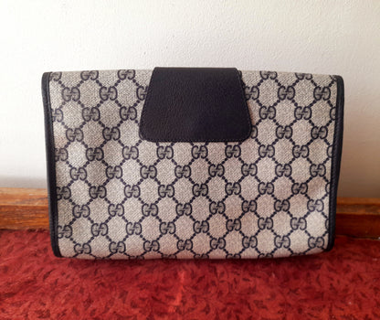 Vintage 90s Gucci Sherry Canvas Clutch Grab Bag