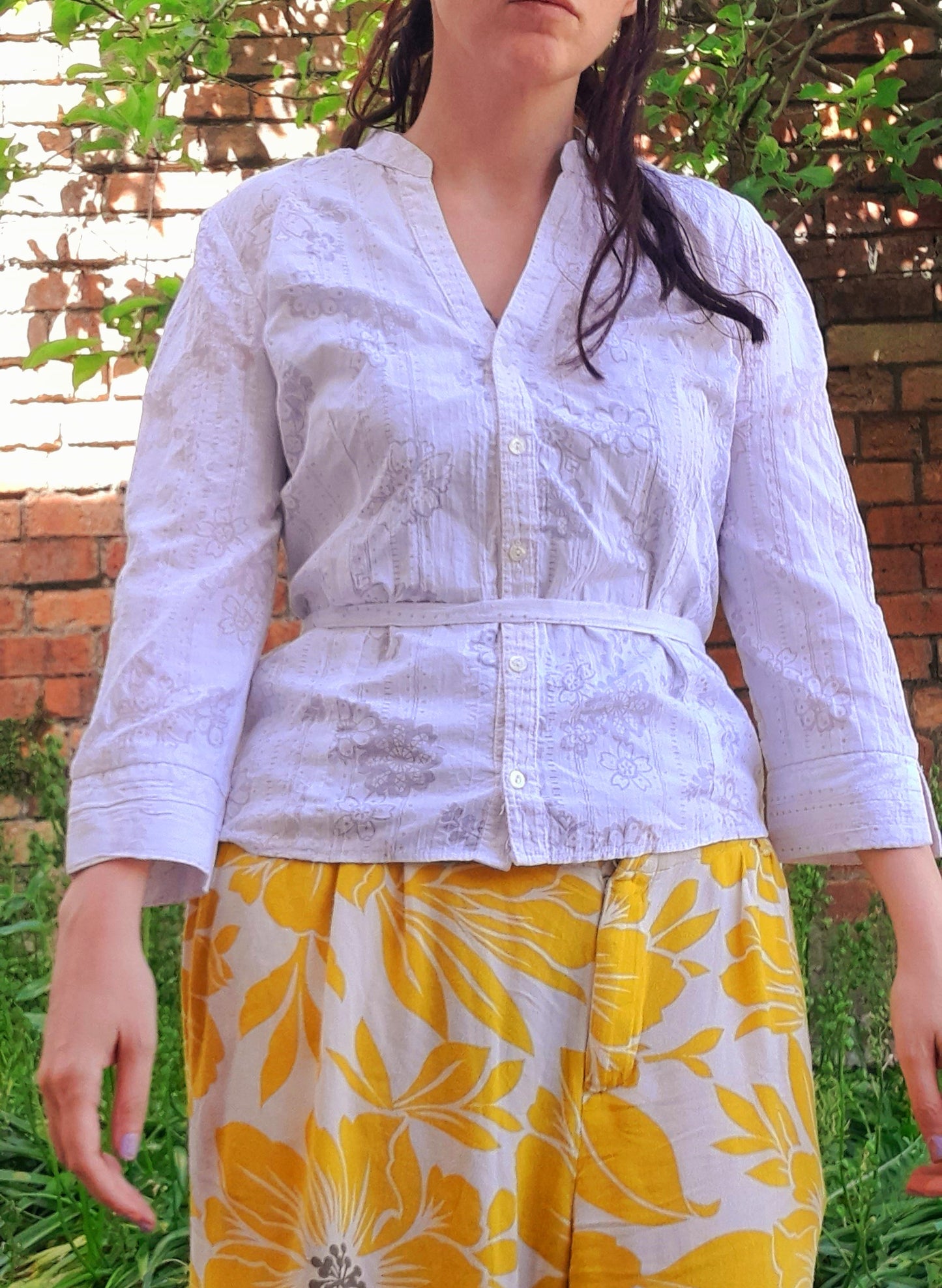 Vintage 90s White Flower Silver  Blouse