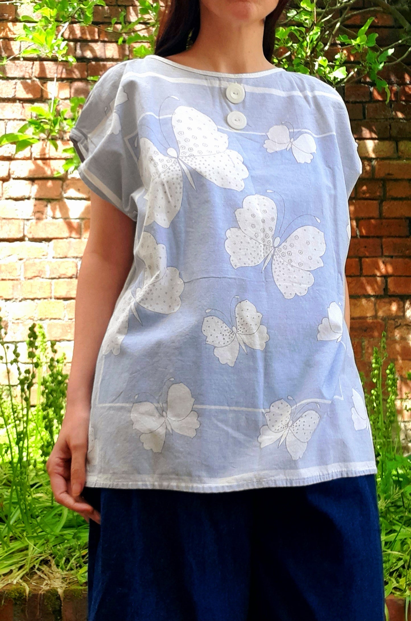 Vintage 1960s Blue & White Handsewn Butterfly Flower Print Cotton Button Blouse