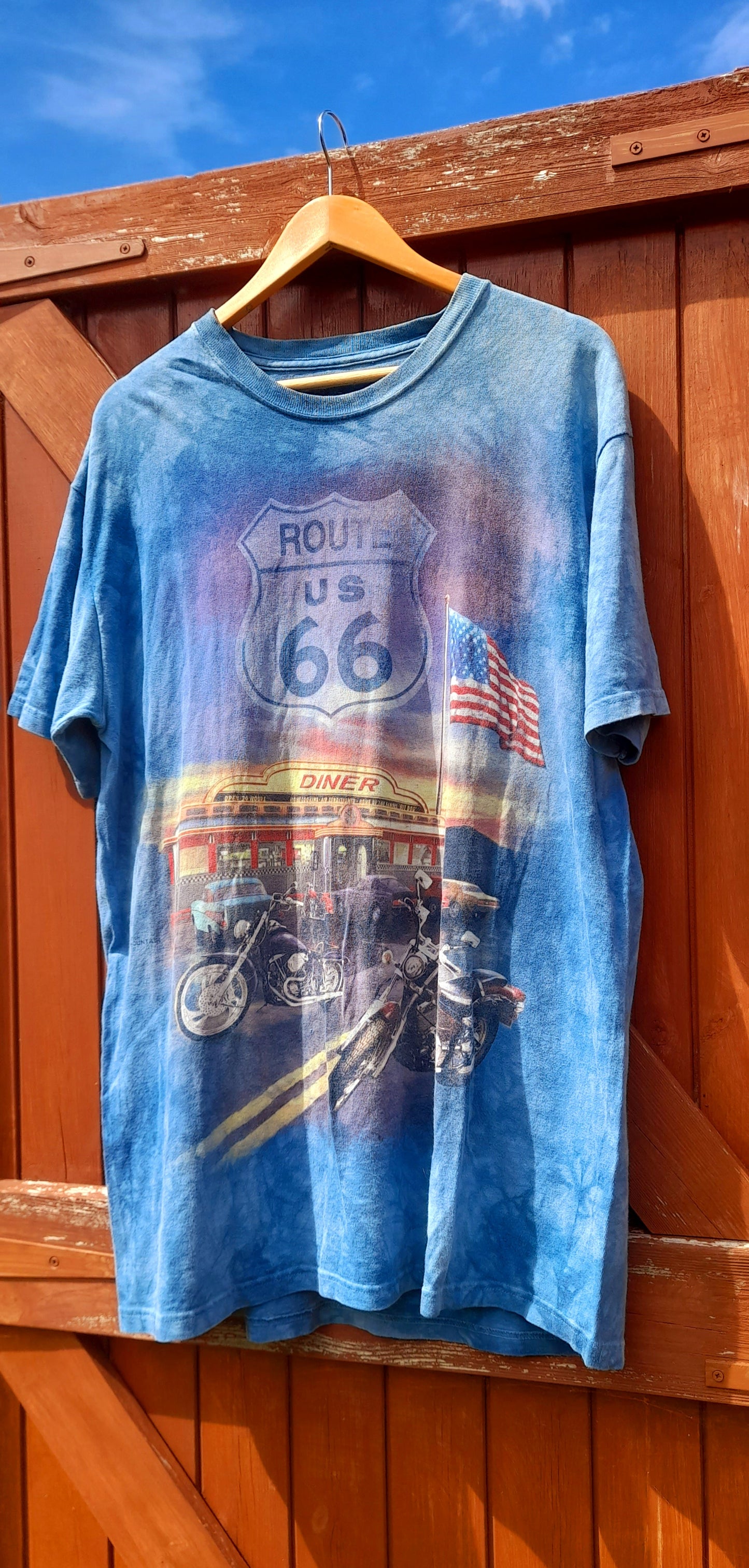 THE MOUNTAIN Vintage Light Blue Bleach Dye Route 66 Diner T-Shirt