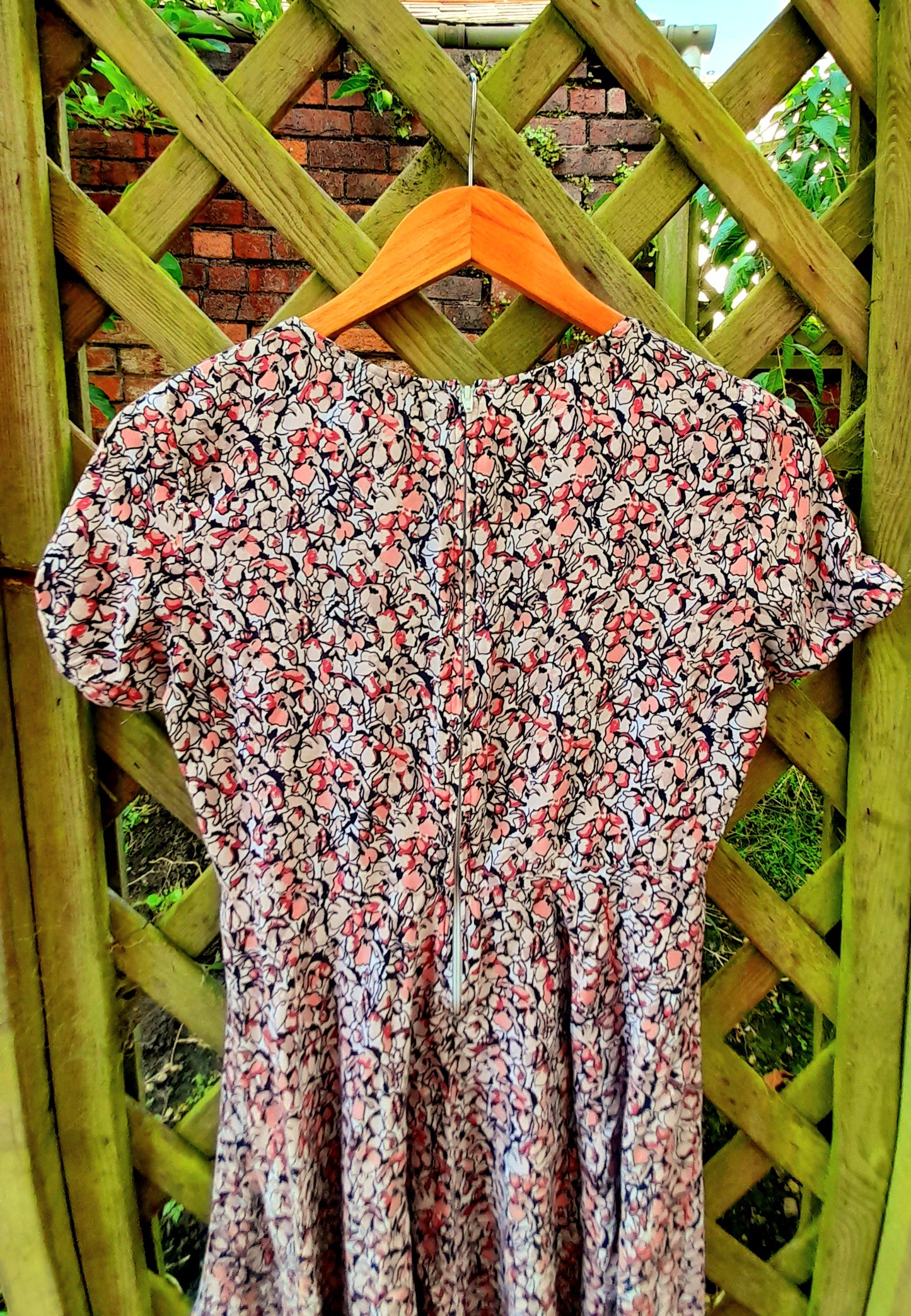 Vintage Abstract Floral Viscose Short Sleeve Midi Dress