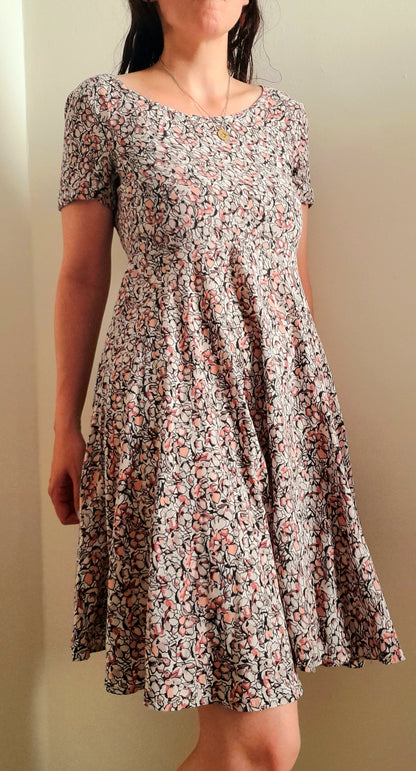 Vintage Abstract Floral Viscose Short Sleeve Midi Dress