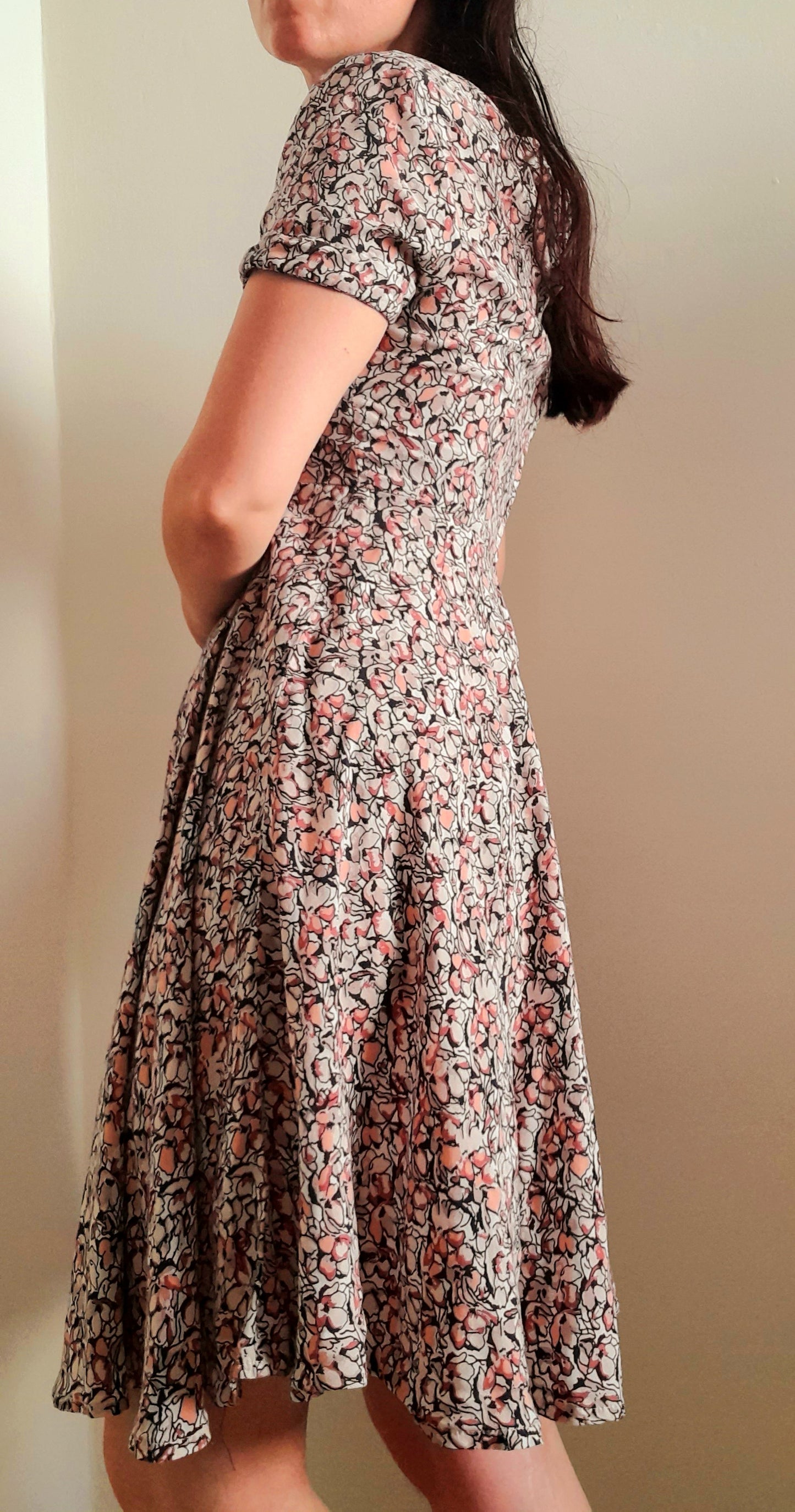 Vintage Abstract Floral Viscose Short Sleeve Midi Dress