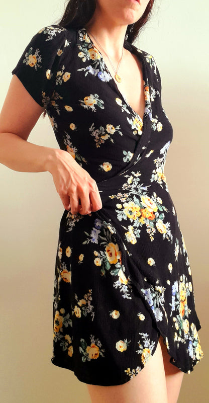 Vintage Black Yellow Blue Viscose Wrap Mini Dress