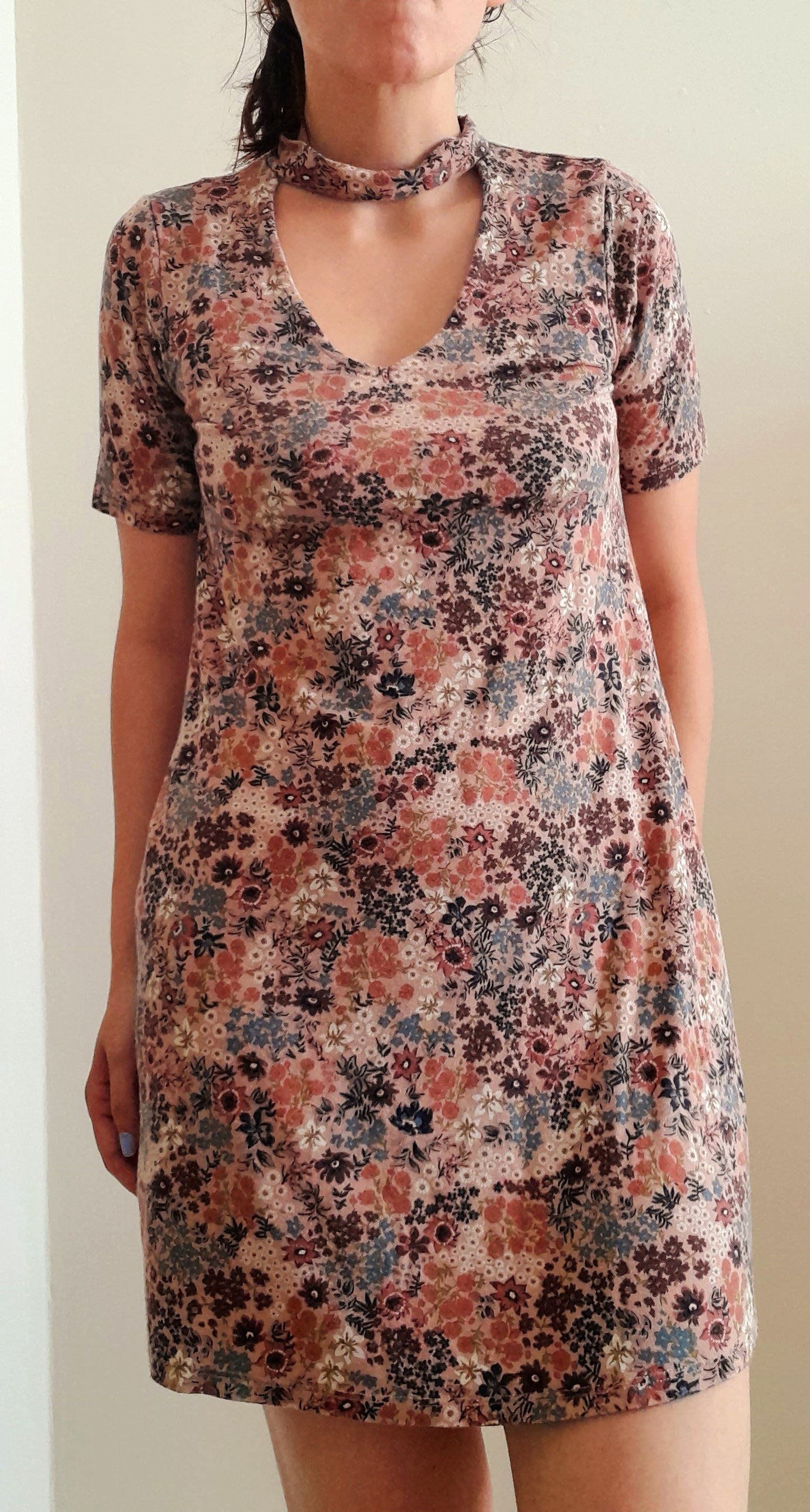 Vintage 70s Pink Floral Jersey Shift Dress