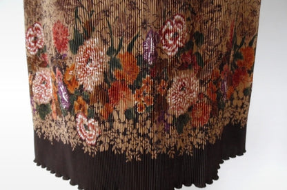 Vintage 70s Handsewn Floral Mini Pleat Midi Skirt