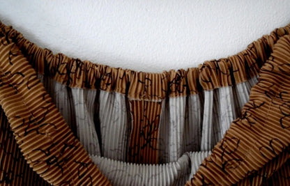 Vintage 70s Handsewn Floral Mini Pleat Midi Skirt