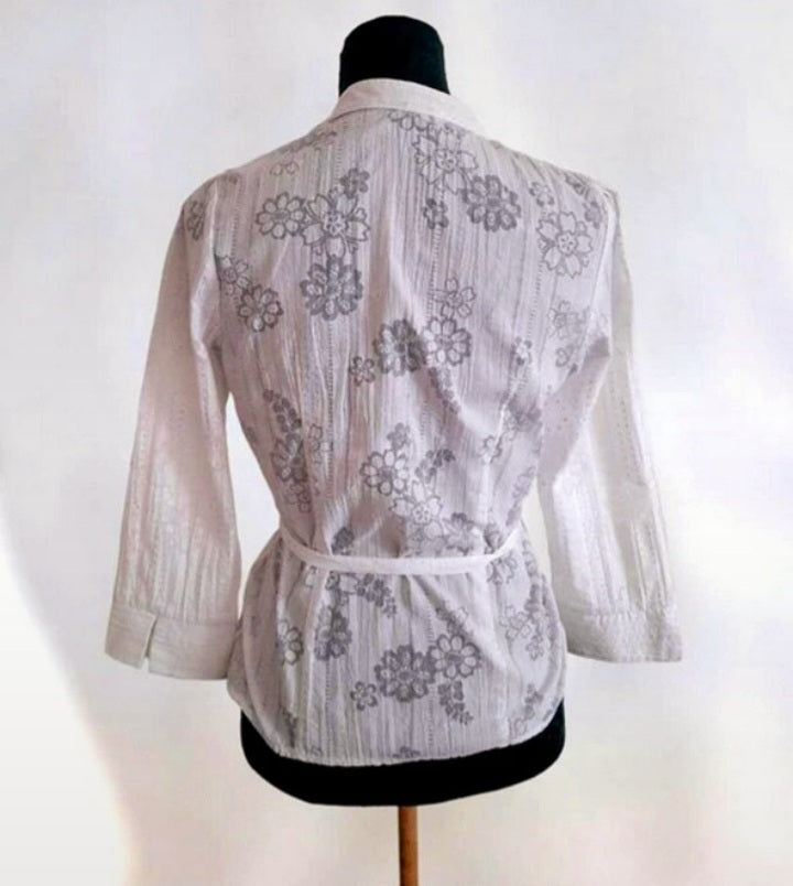 Vintage 90s White Flower Silver  Blouse