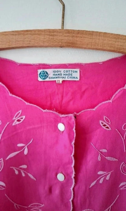 Vintage 1960s Hansewn Pink Floral Embroidered Blouse