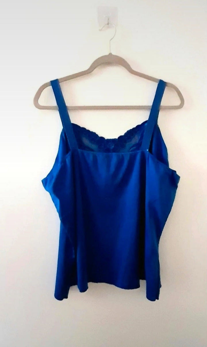 Vintage 80s DAMART Blue Flower Embroidered Vest Top