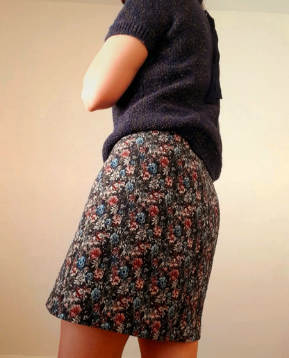 Vintage Y2K Red Blue Tapestry Rose Mini Skirt