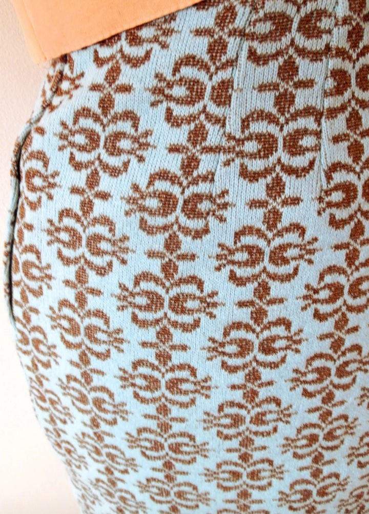 Vintage 1960s Light Blue Brown Floral Knitted Skirt