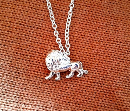 Sterling Silver Vintage Lion Charm Necklace