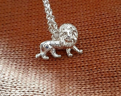 Sterling Silver Vintage Lion Charm Necklace