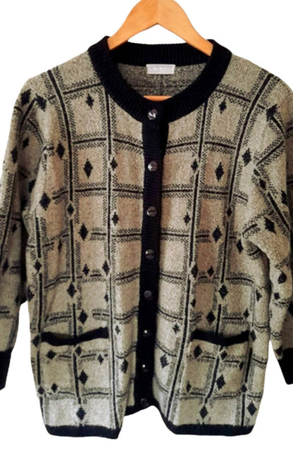 Vintage 80s Oatmeal Beige Black Diamond Knit Check Cardigan