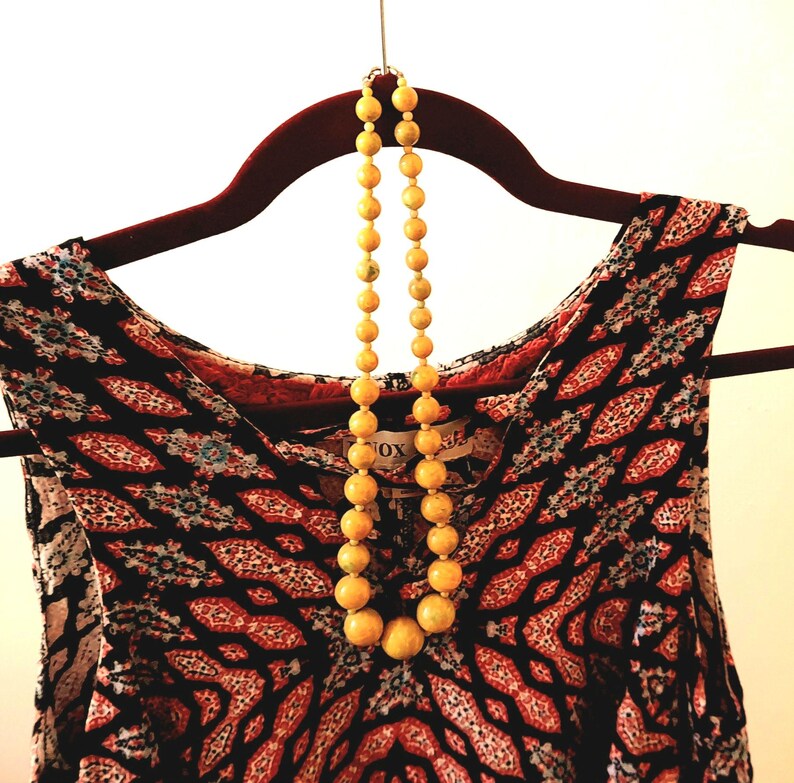 Vintage 60s Graduated Wood Bead Necklace
