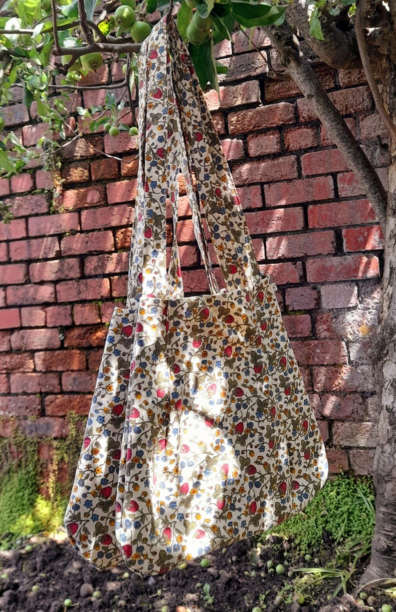 Strawberry Meadow Wildflower Vintage Fabric Tote