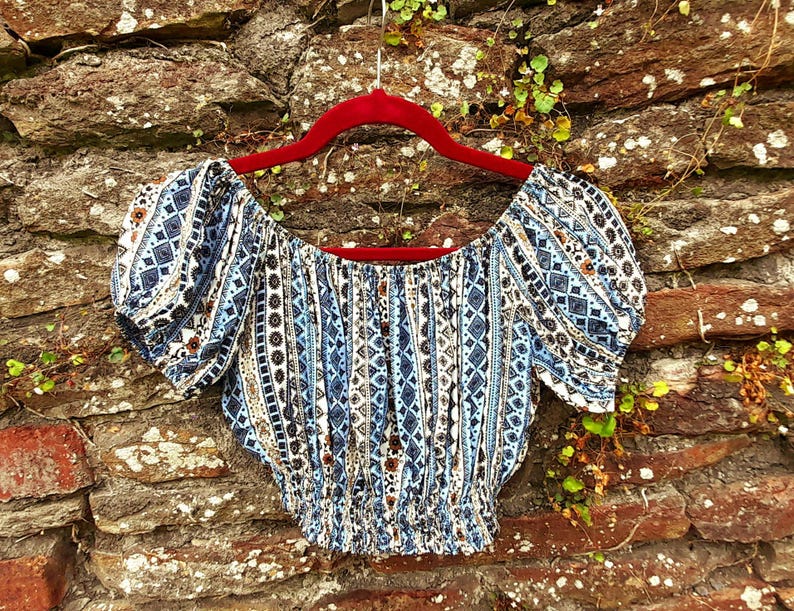 Vintage 70s Boho Daisy Flower Gypsy Cropped Blouse