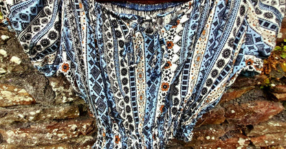 Vintage 70s Boho Daisy Flower Gypsy Cropped Blouse