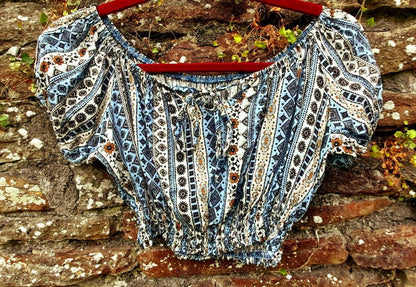 Vintage 70s Boho Daisy Flower Gypsy Cropped Blouse