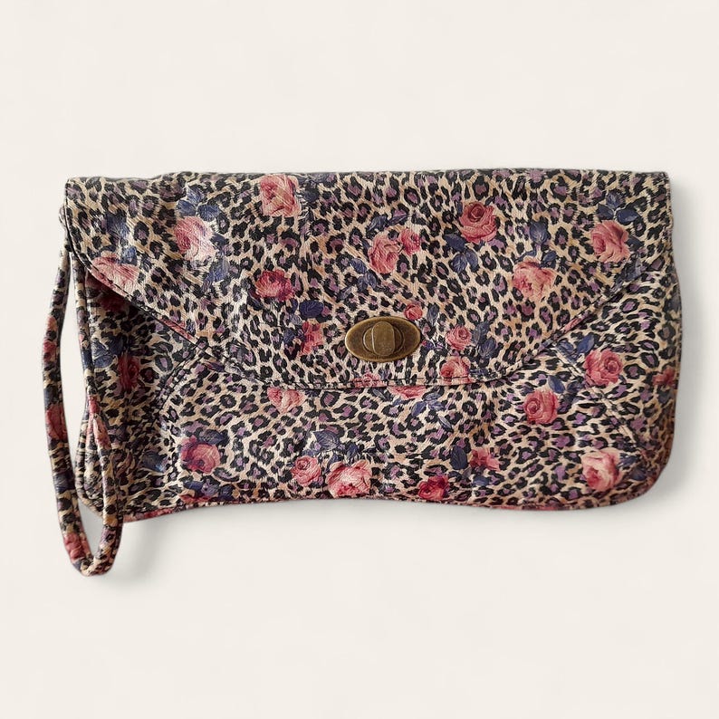 Vintage Y2K PU Faux Leather Leopard Rose Print Wristlet Clutch Bag