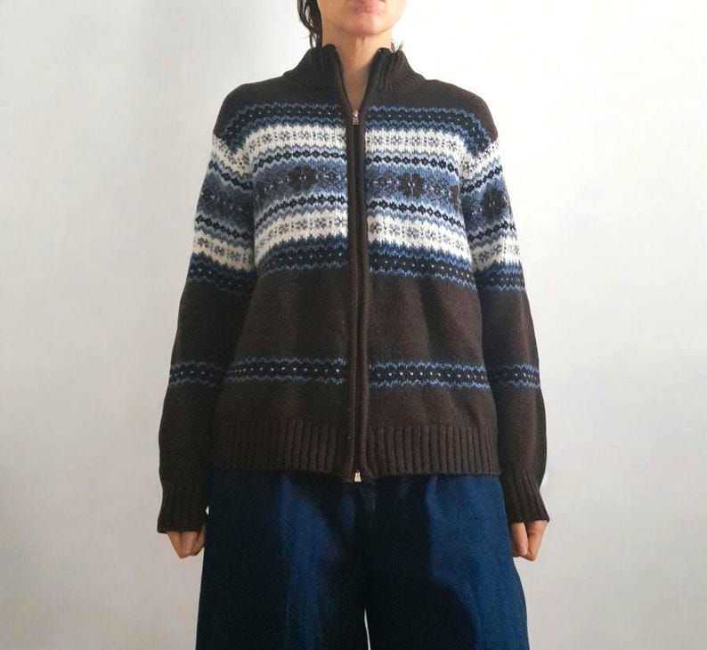 Vintage CAROLYN TAYLOR Brown White Blue Fairisle Knit Zip Up Cardigan