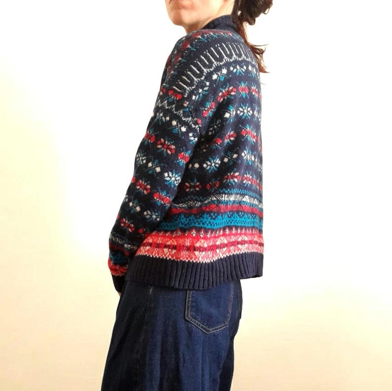 Vintage Y2K LOFT Navy Red Aqua Pink Geometric Icelandic Knit Jumper