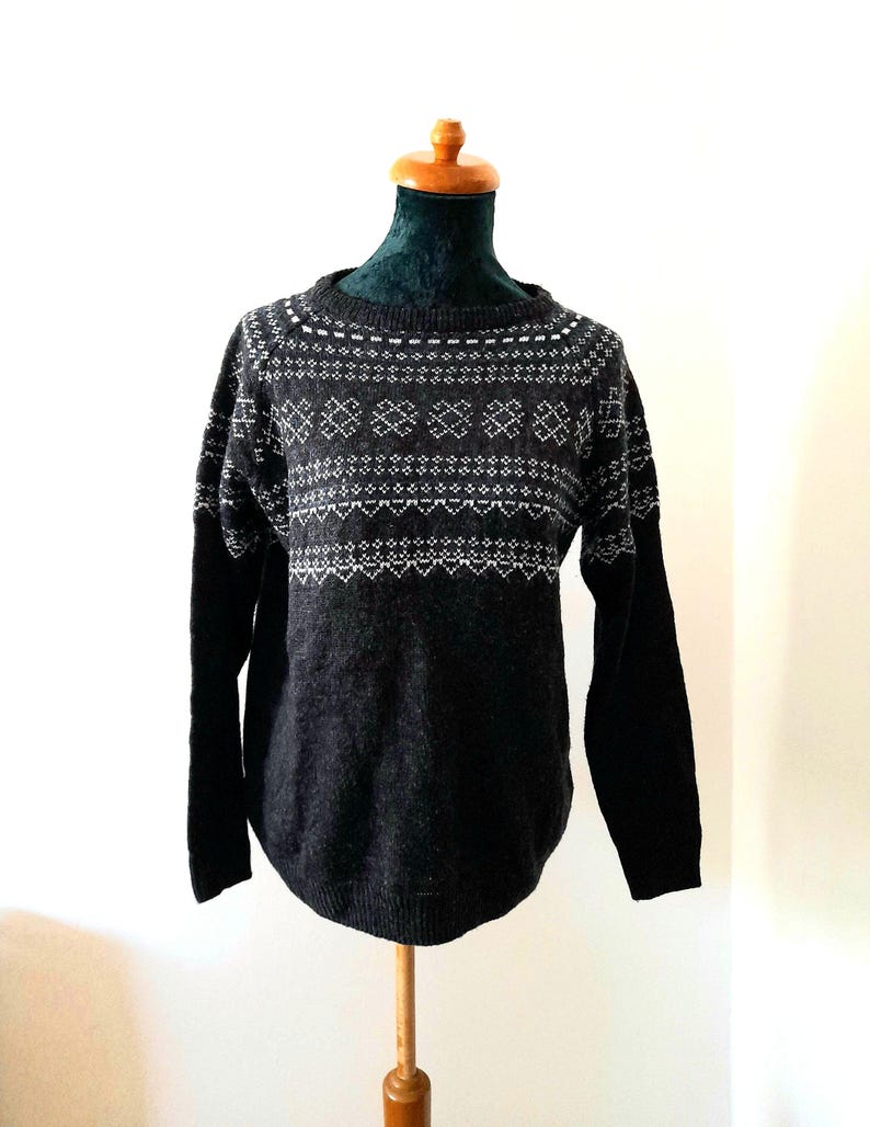 Vintage Y2K Esmara Grey White Teal Green Icelandic Slim Fit Knitted Sweater