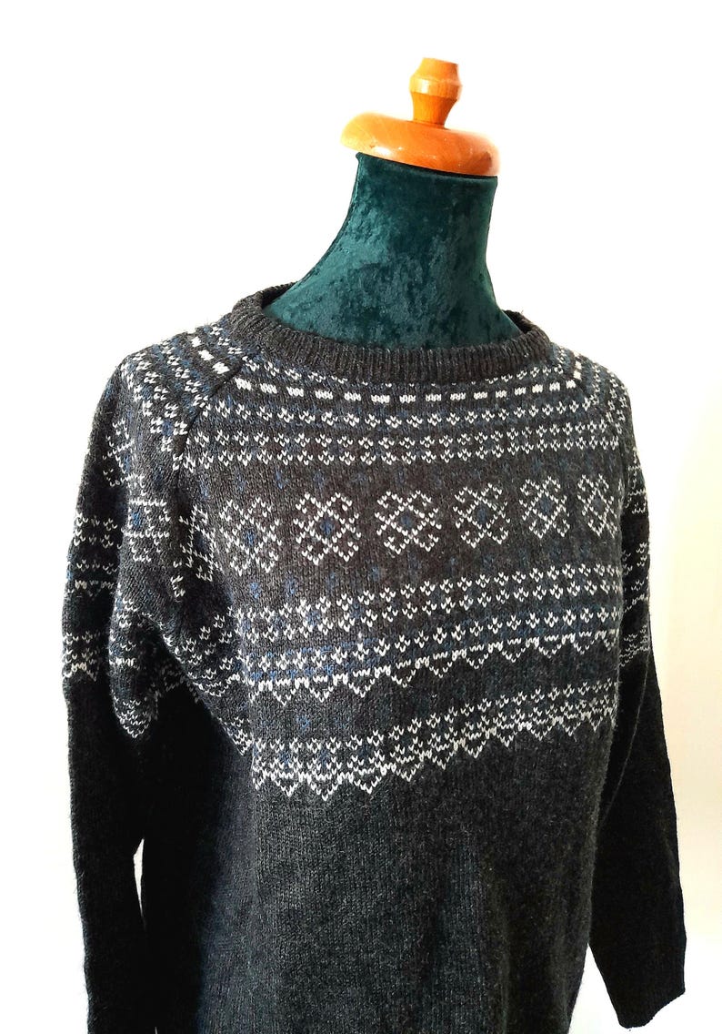 Vintage Y2K Esmara Grey White Teal Green Icelandic Slim Fit Knitted Sweater