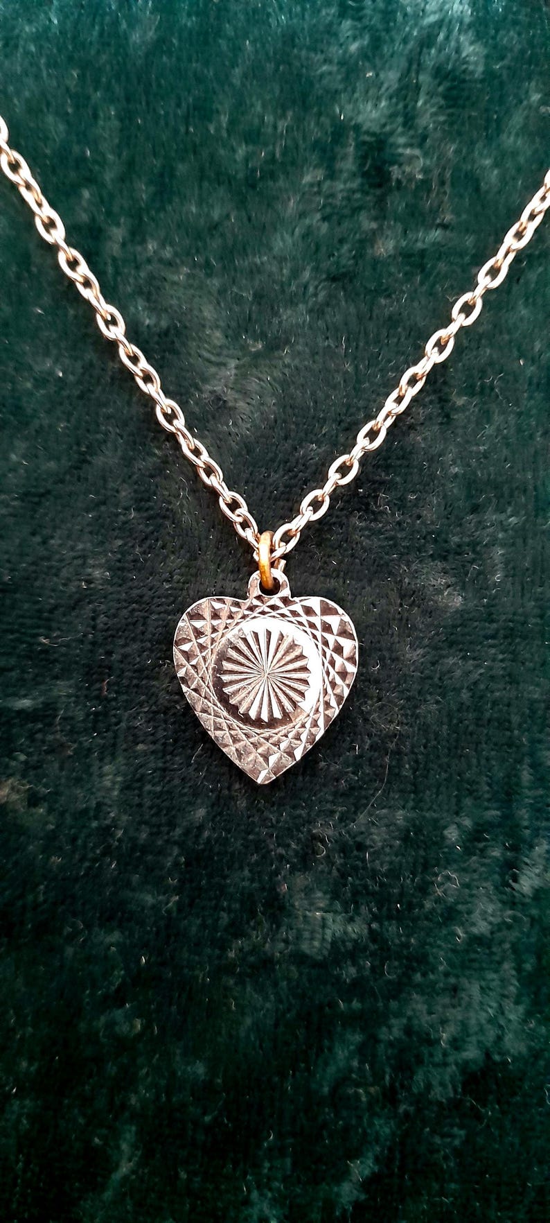 Vintage 1970s Polished Silver Plated Etched Shimmer Mandala Heart Pendant