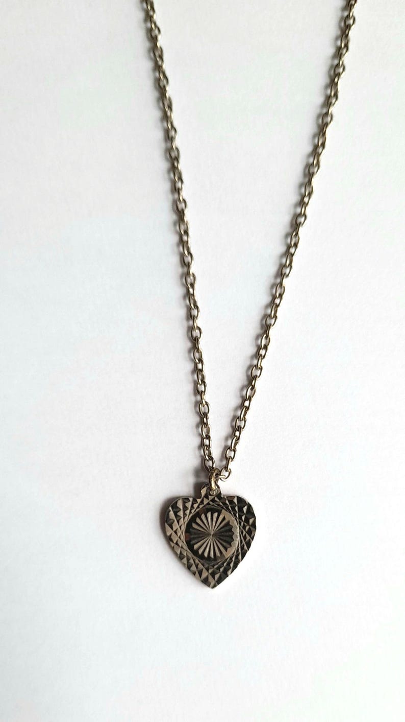 Vintage 1970s Polished Silver Plated Etched Shimmer Mandala Heart Pendant