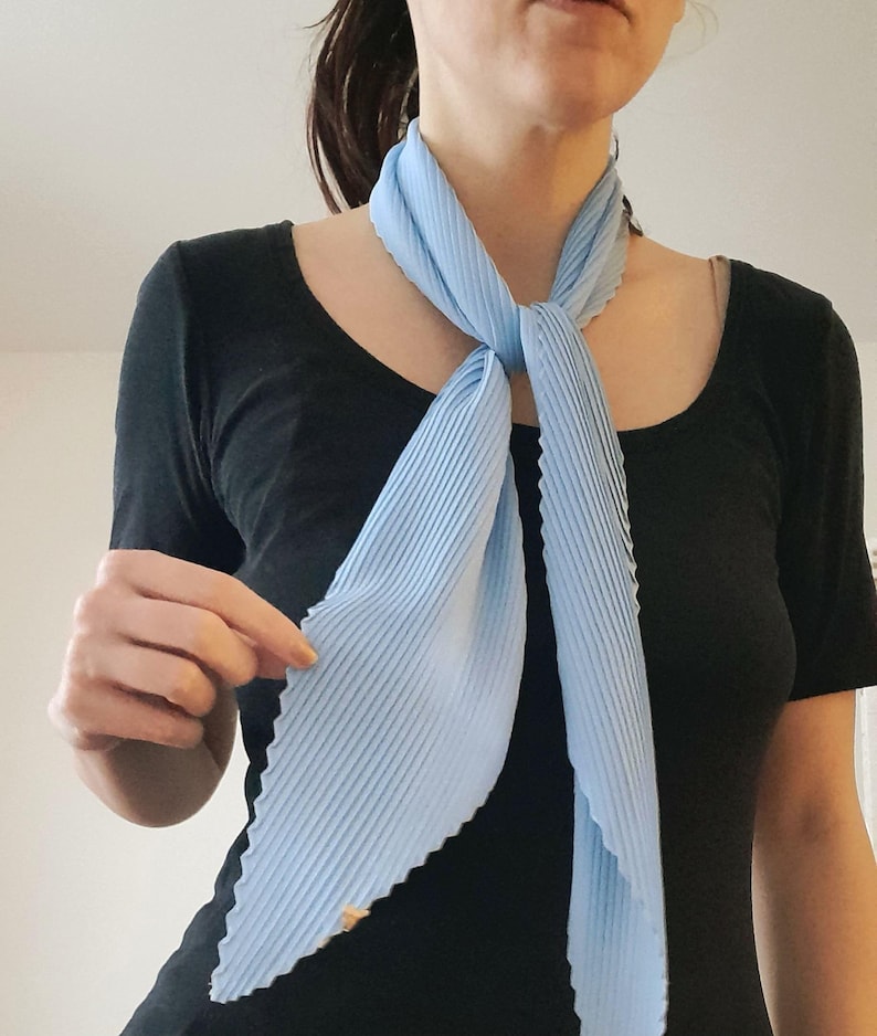 Vintage 1960s Italian Retro Mod Light Blue Crepe Chiffon Pleat Scarf
