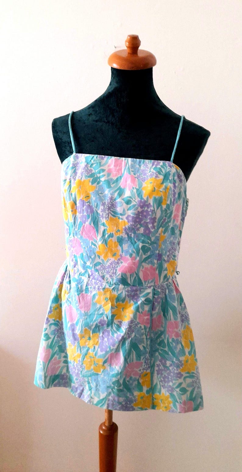 Vintage 70s SEA WAVE Pastel Floral Peplum Top