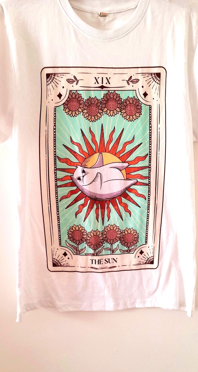 Tarot Cat Sunflower Organic Cotton Unisex T-Shirt