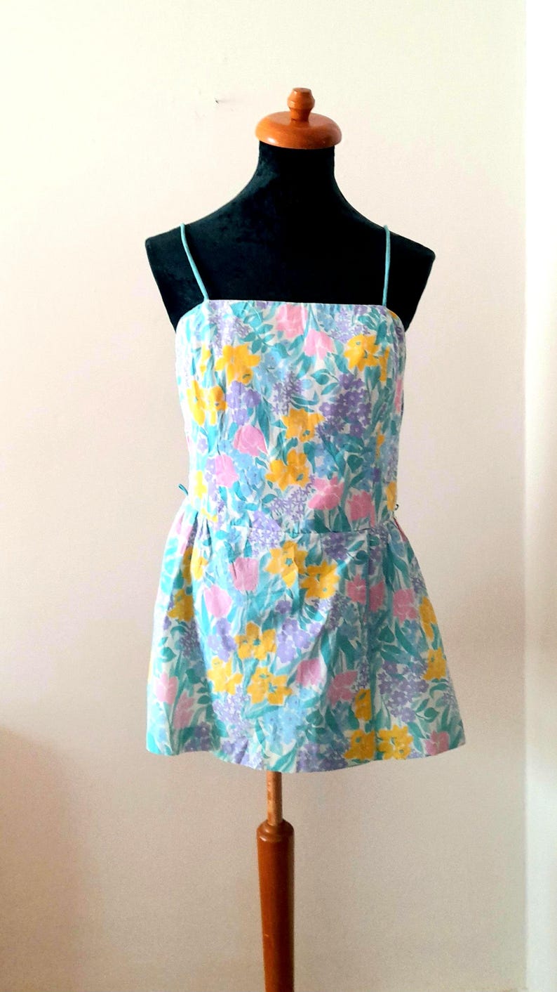 Vintage 70s SEA WAVE Pastel Floral Peplum Top