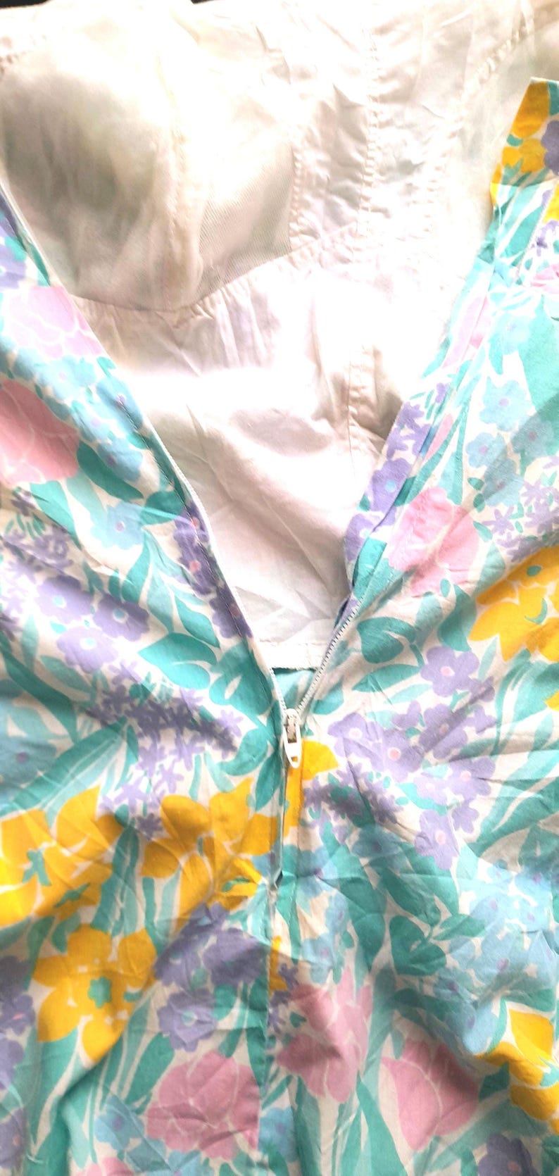 Vintage 70s SEA WAVE Pastel Floral Peplum Top