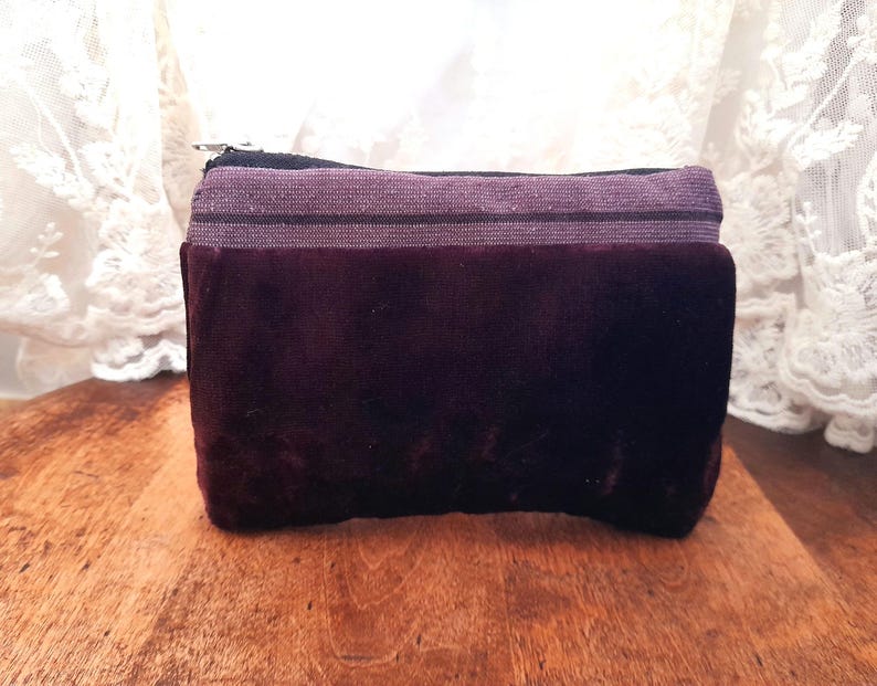 Velvet Liberty Ianthe Zip Wallet Pouch
