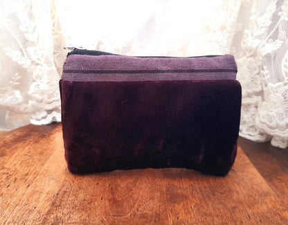 Velvet Liberty Ianthe Zip Wallet Pouch